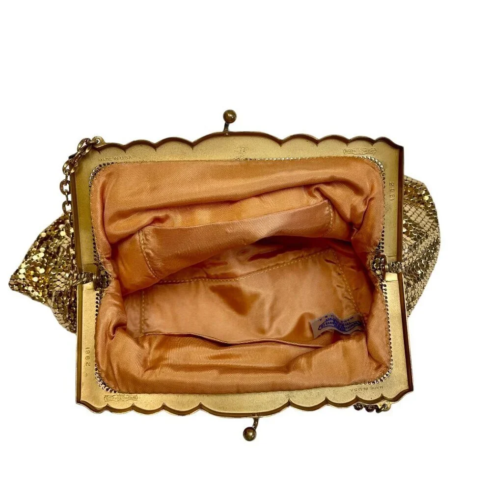 Vintage 10 Inch Whiting & Davis Co Gold Tone Metal Mesh Evening Clutch Purse Bag - Picture 6 of 8
